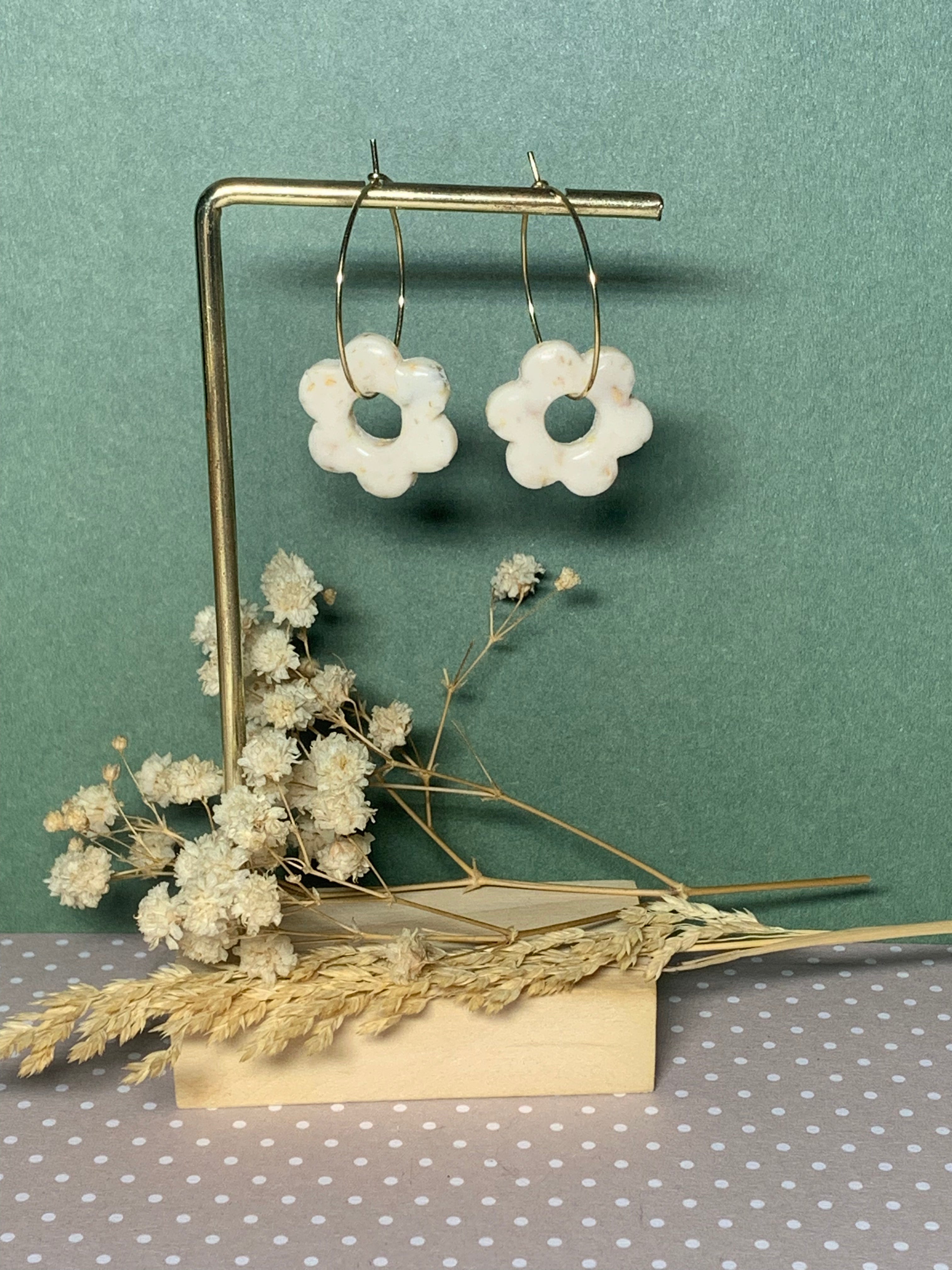 Un Dimanche à la Campagne - Créoles Fines Pâquerette Brin Végétal